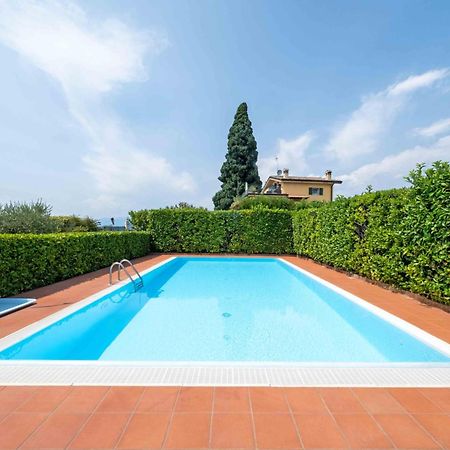 Apartmentsgarda - Rosa Chiare Bardolino Bagian luar foto