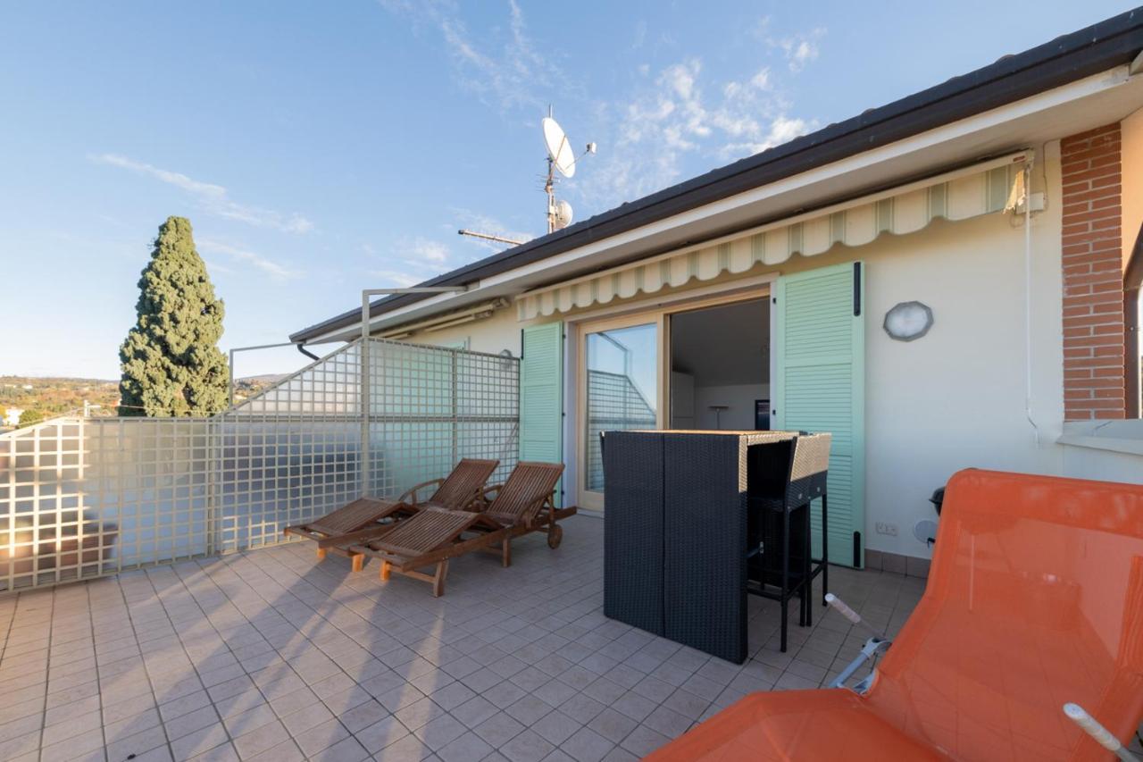 Apartmentsgarda - Rosa Chiare Bardolino Bagian luar foto